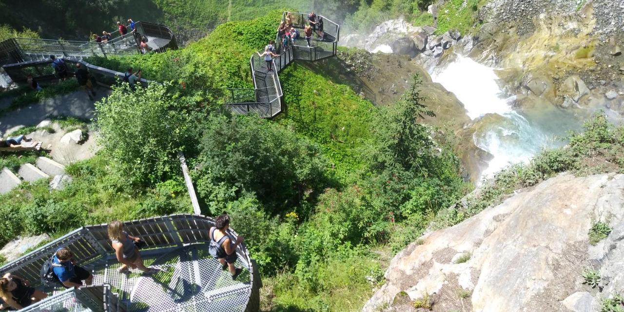 Hotel Gastehaus Landhaus Tyrol Gries im Sellrain Zewnętrze zdjęcie