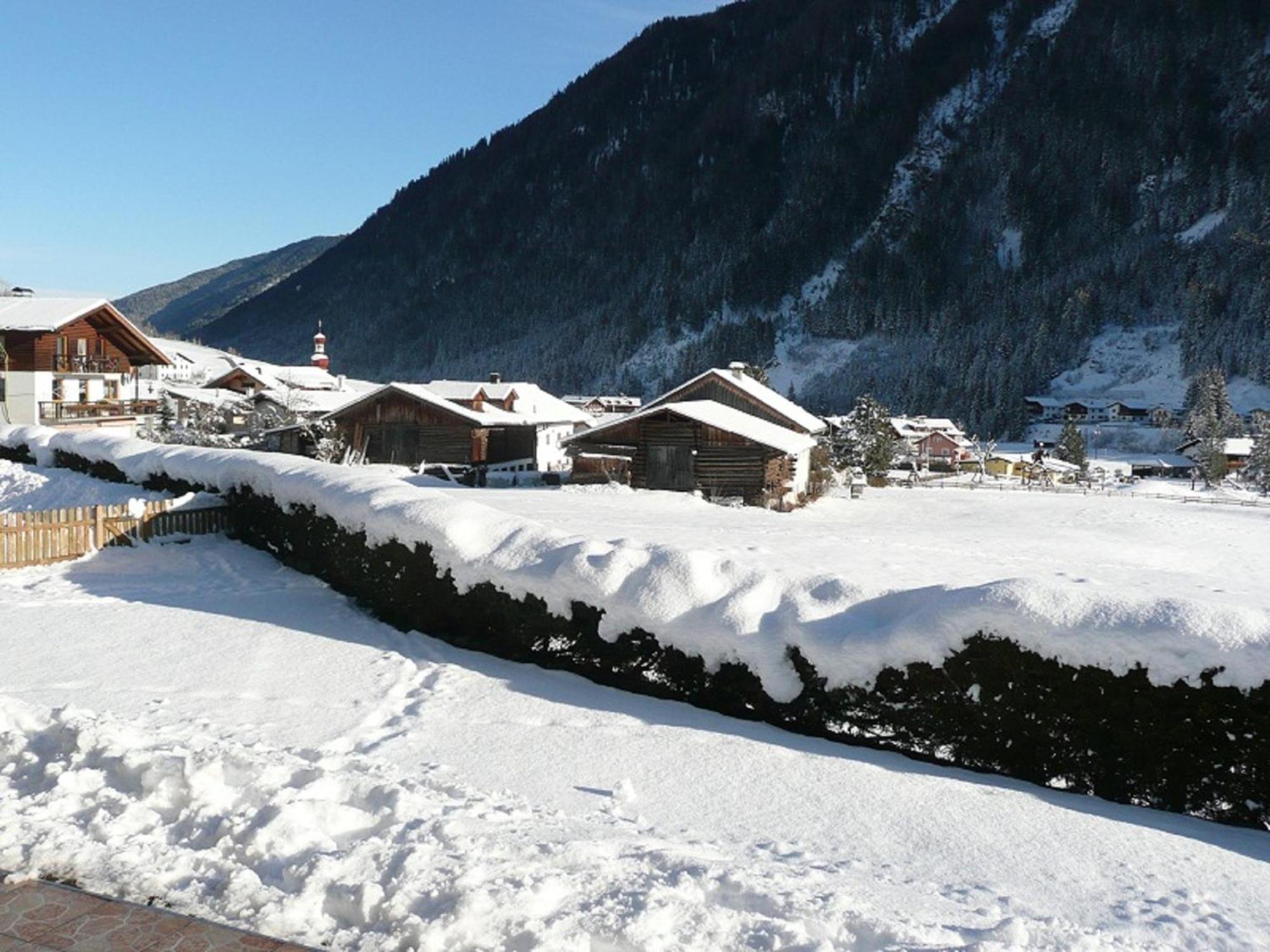 Hotel Gastehaus Landhaus Tyrol Gries im Sellrain Zewnętrze zdjęcie